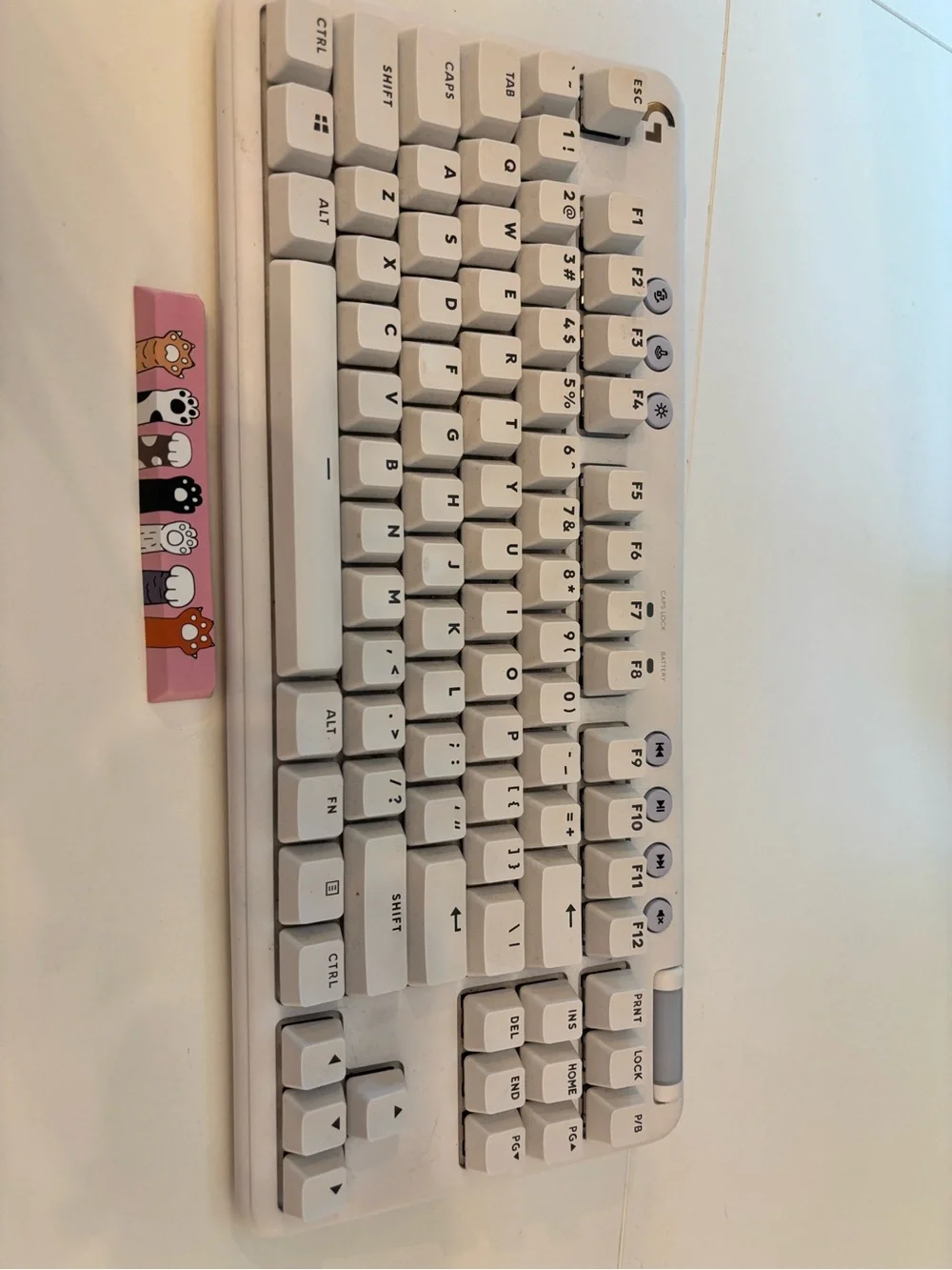 G715 Lightspeed Wireless Clicky Keyboard white